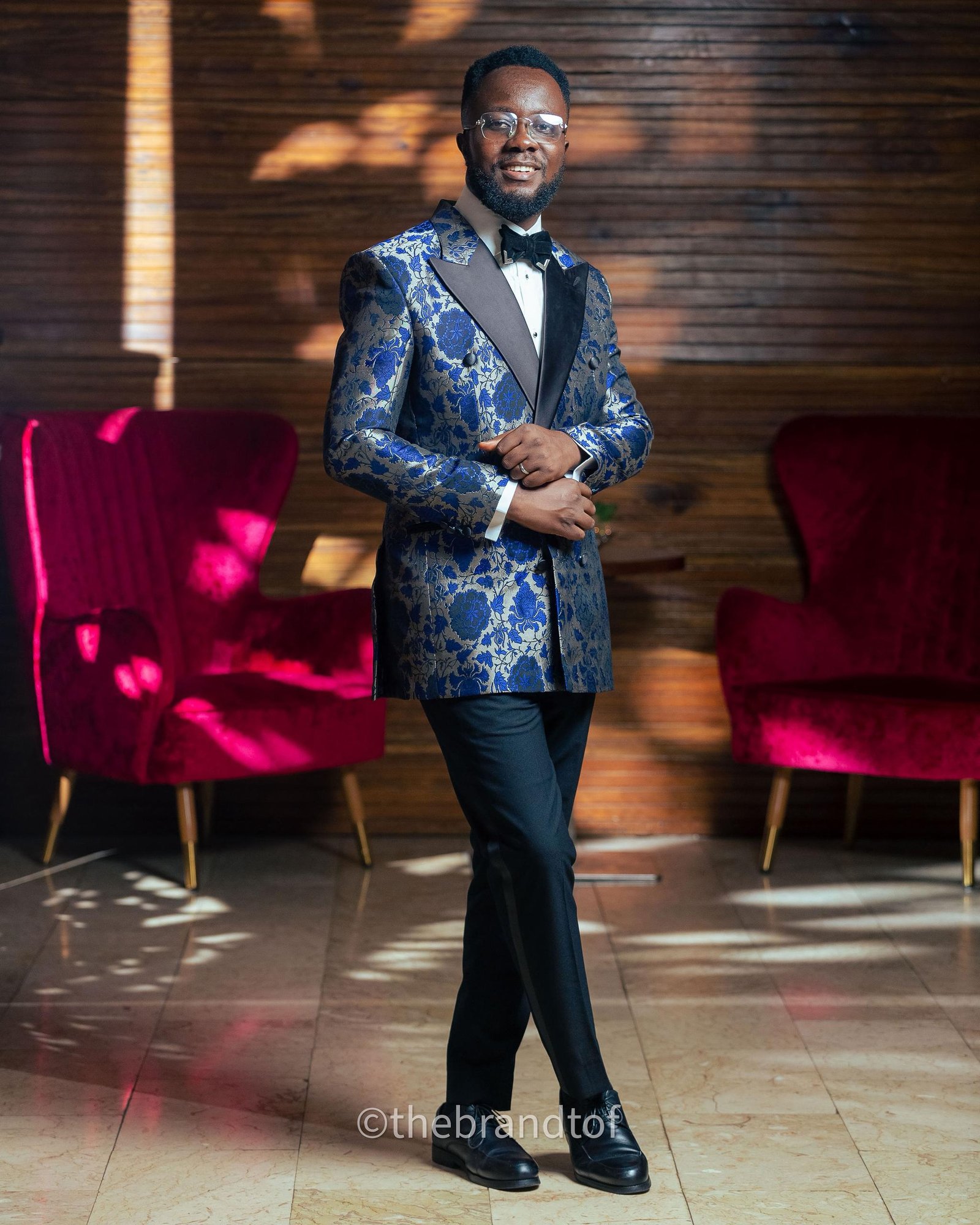 The Floral Navy Blue Peak Lapel Double Breasted Tuxedo Suit